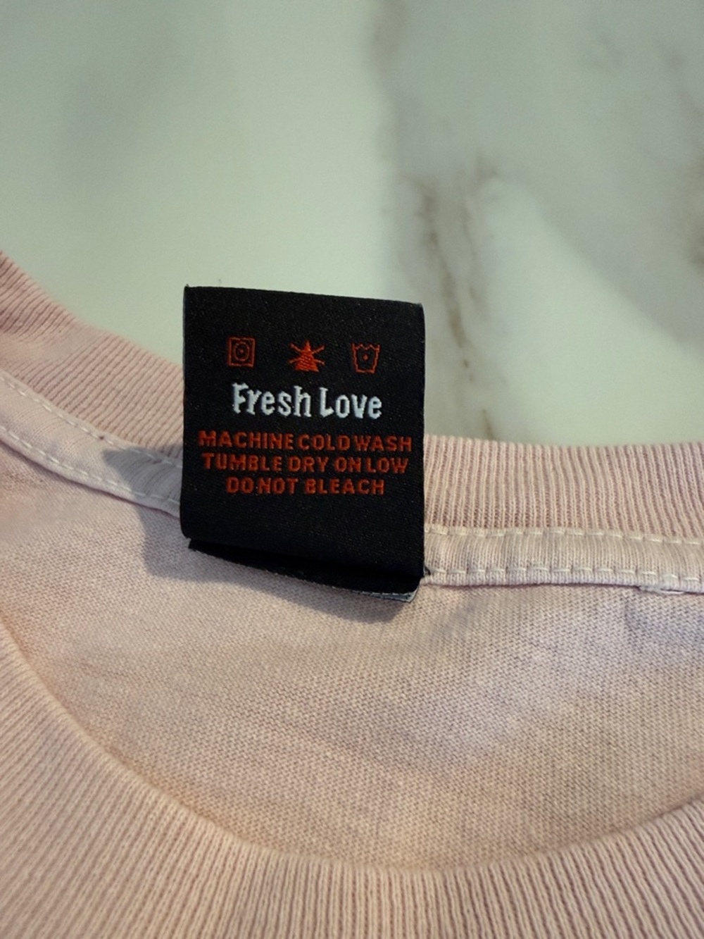 THE FRESH LOVE FFF Unisex Gender Neutral Fresh Love Graphic Tee Shirt Top M Pink - Picture 7 of 11